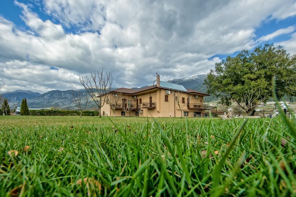 Ξενώνας Γούσιας Ioannina Exterior photo