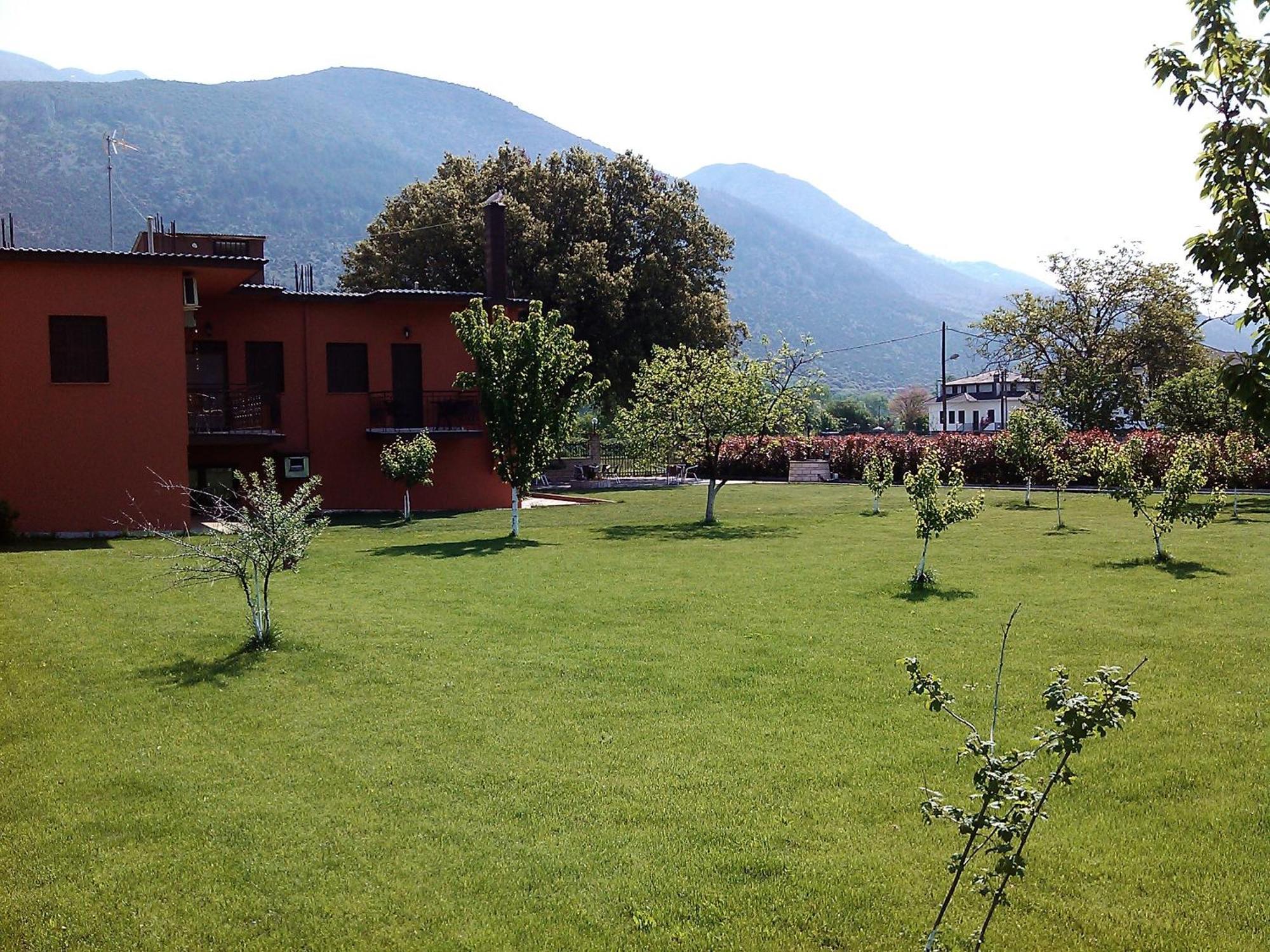 Ξενώνας Γούσιας Ioannina Exterior photo